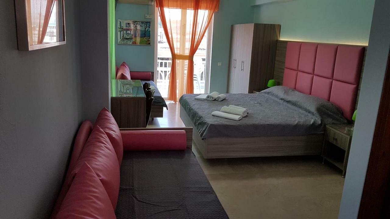 Olympiakí Aktí Hotel White Rose Beach מראה חיצוני תמונה